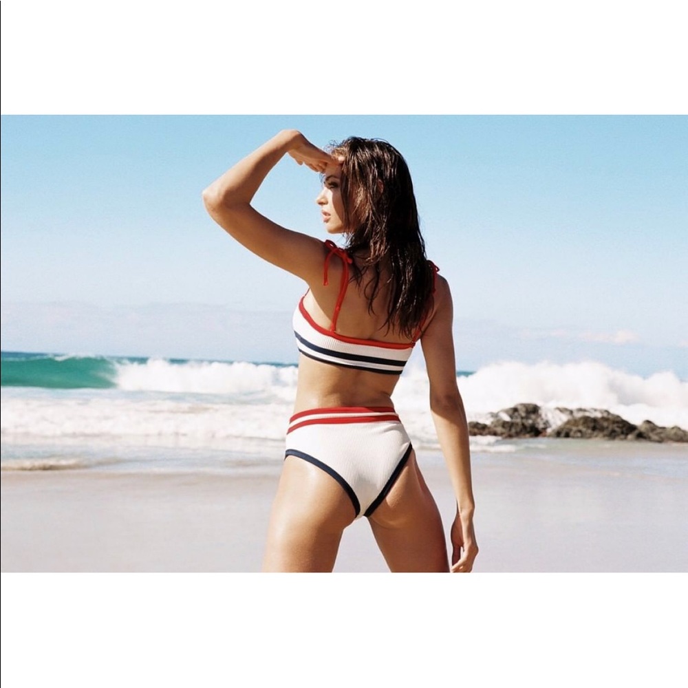 219. Ribbed bikini swimsuits - Picture 3 of 6